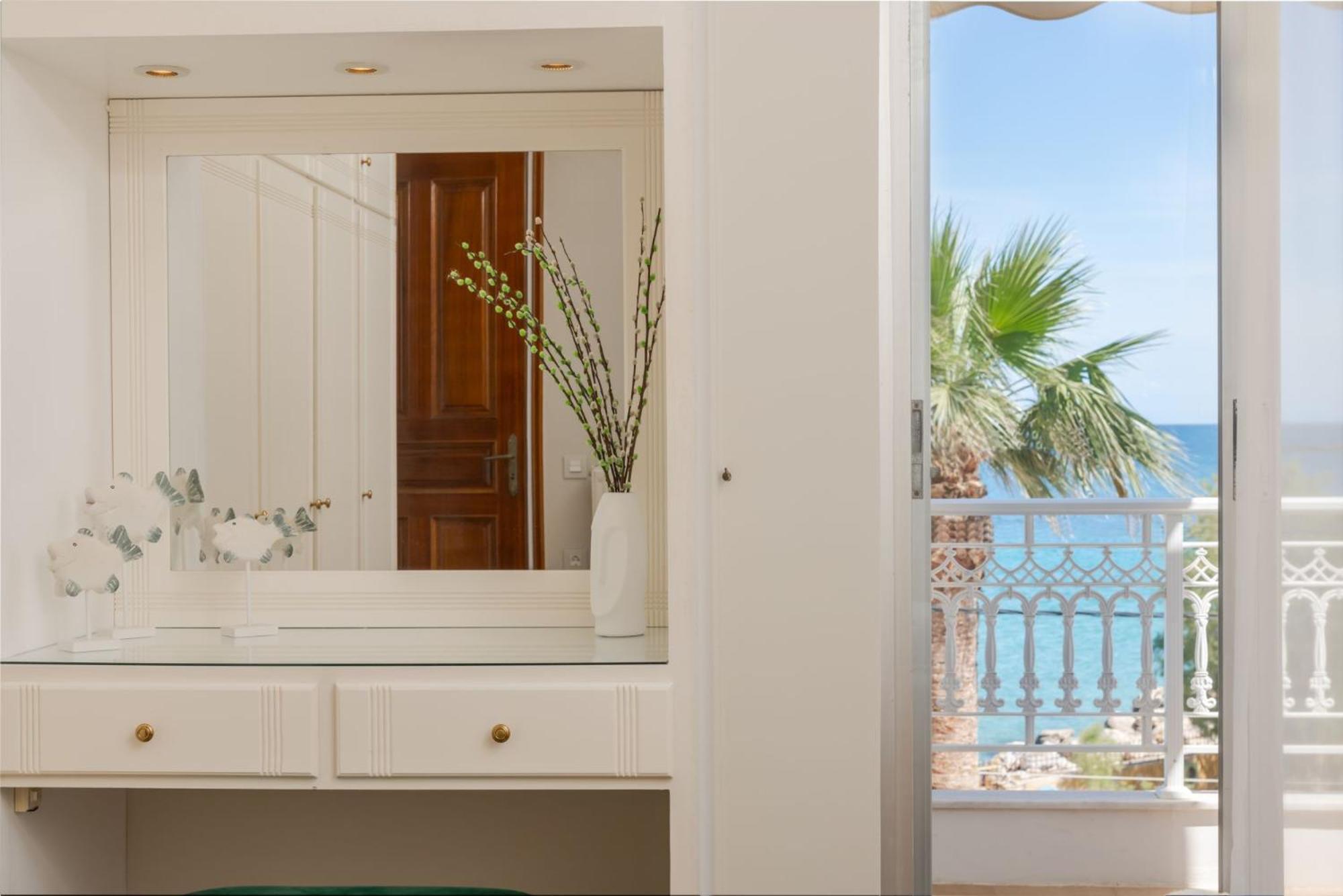 Mare Nostrum Seafront Apartment, By Zantewize Exterior foto